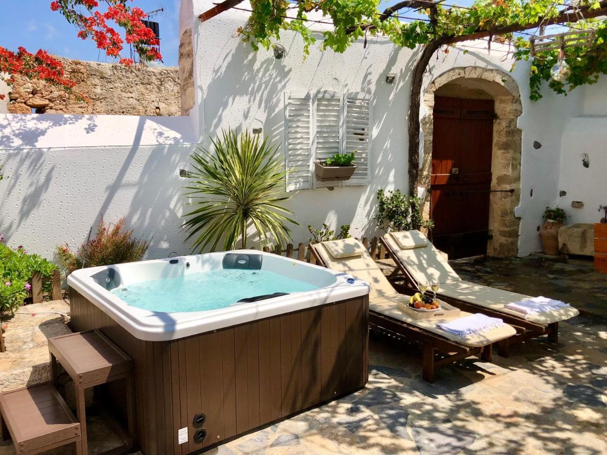 Avli Traditional Home With Private Jacuzzi Limenas Chersonisou Exterior foto